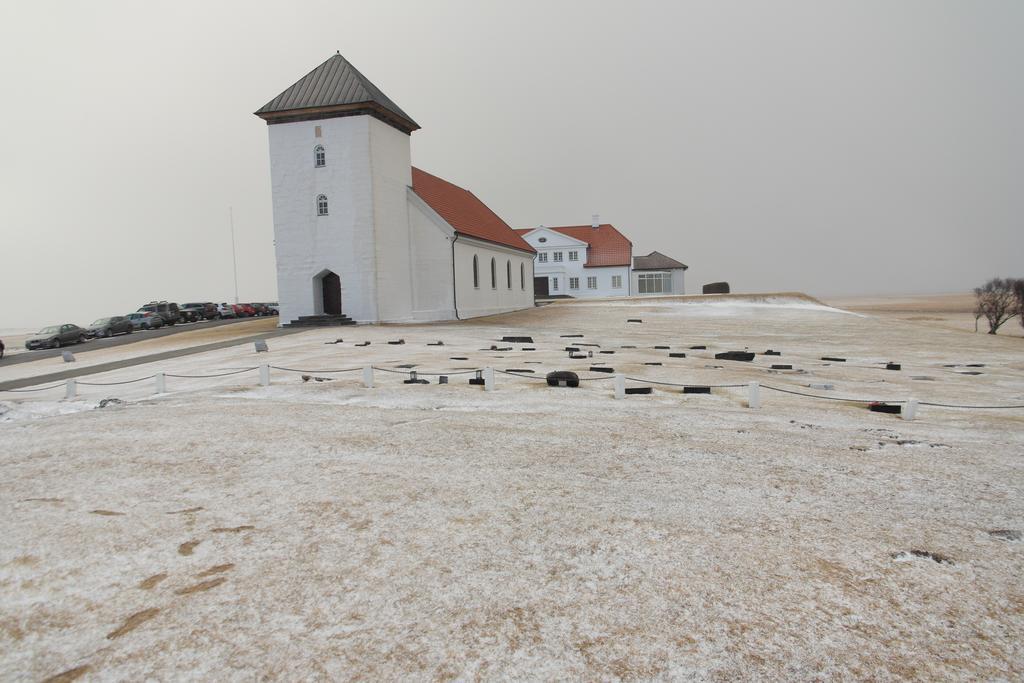 Eyvindarholt Guesthouse Álftanes Buitenkant foto