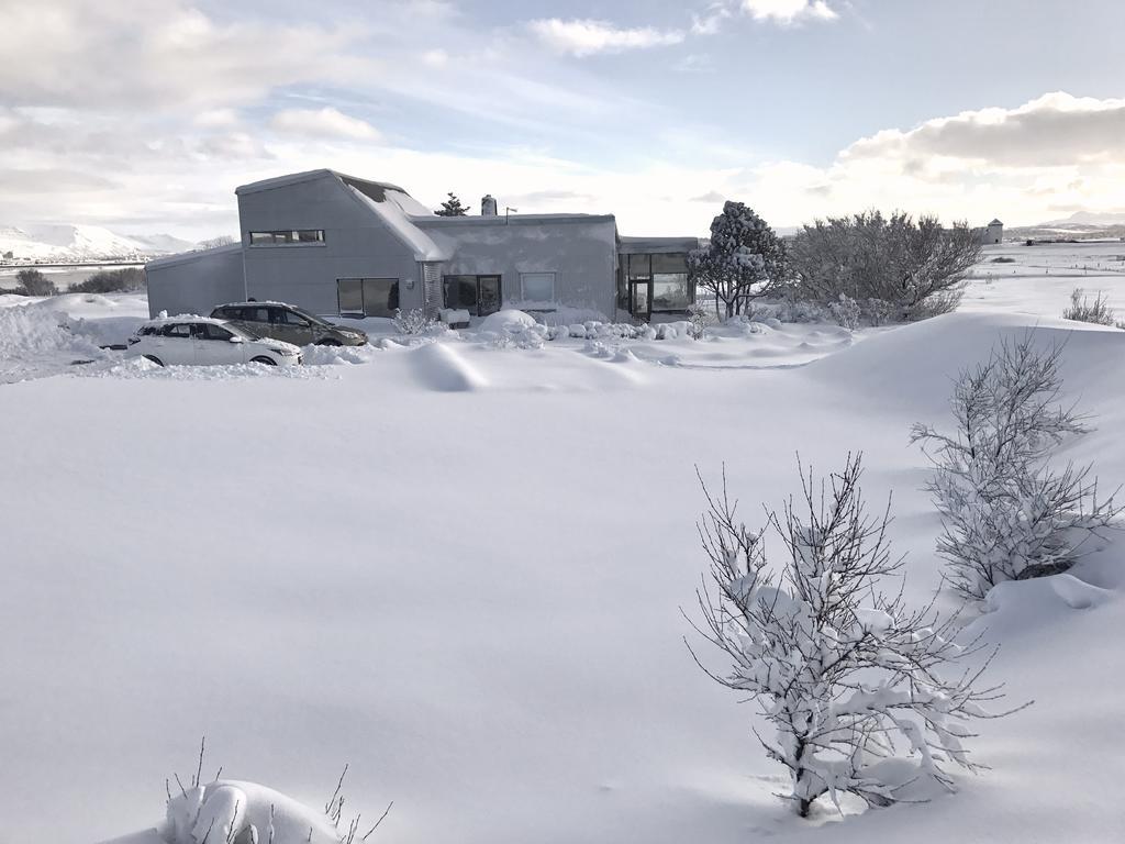 Eyvindarholt Guesthouse Álftanes Buitenkant foto